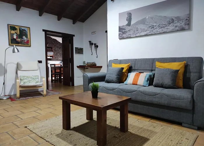 La Fortaleza * Erjos-El Tanque